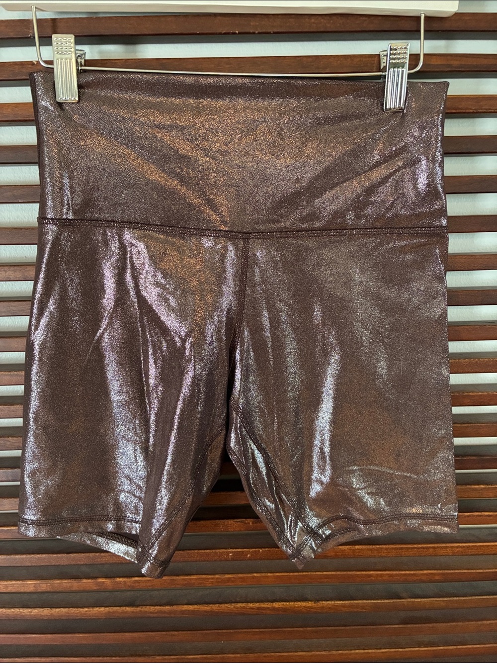 🎉NEW LISTING!🎉lululemon High-Rise Shimmery Women's Bike Shorts